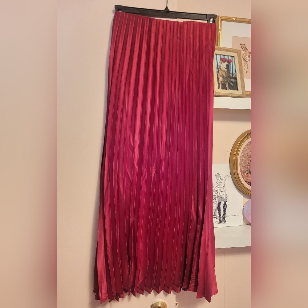 PLUS NWT Eloquii Skirt in Red